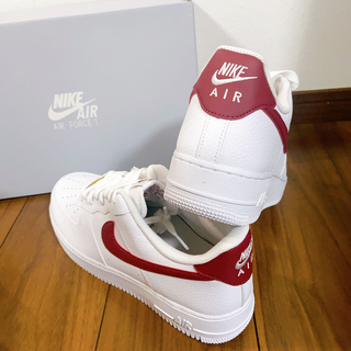 【新品】27.5㎝ AIR FORCE 1 ‘07 white/team red