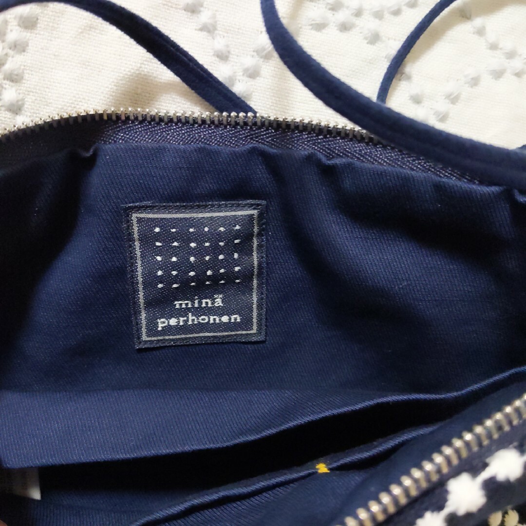 mina perhonen(ミナペルホネン)のミナペルホネン BEAMS別注ショルダーバッグ レディースのバッグ(ショルダーバッグ)の商品写真