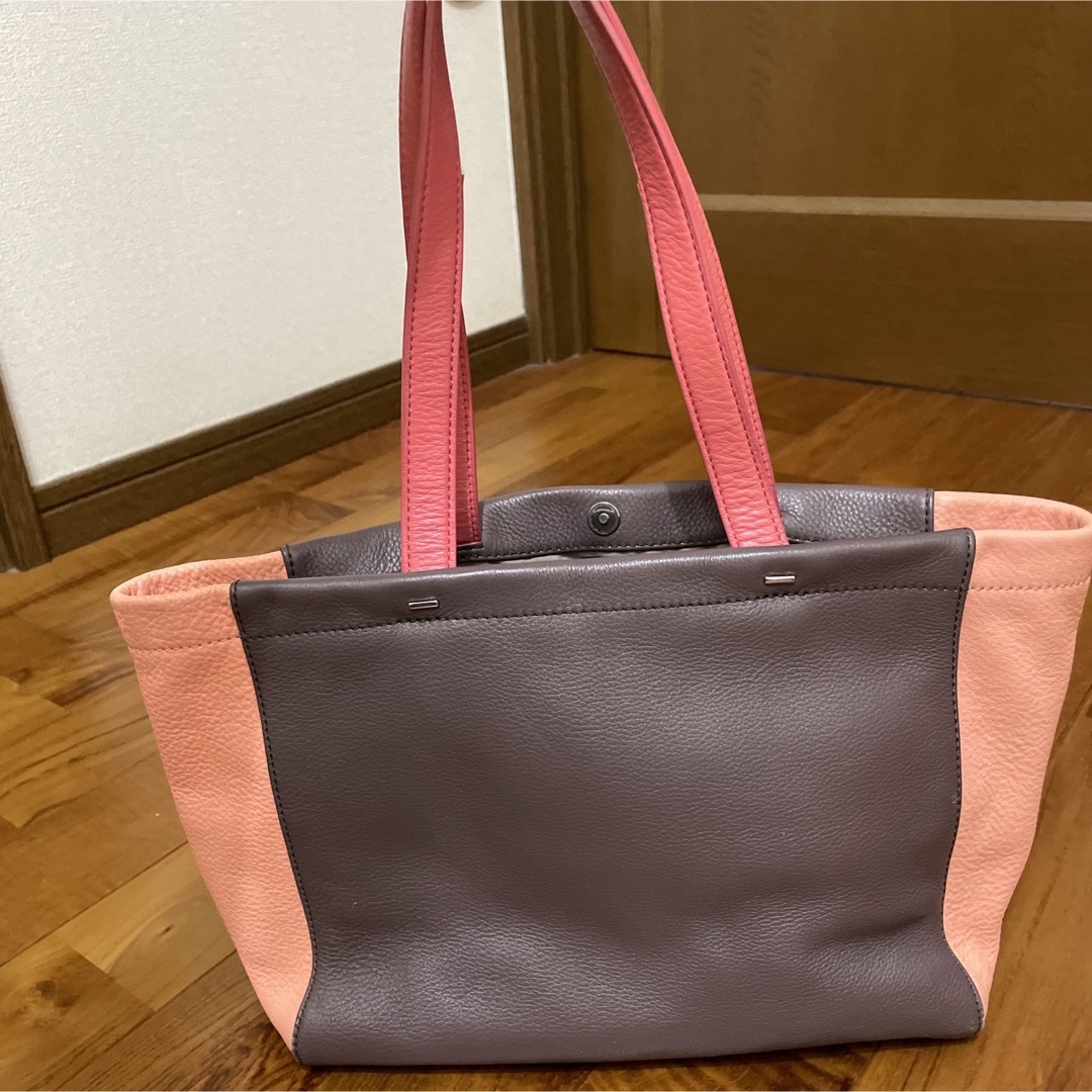 MARC BY MARC JACOBS(マークバイマークジェイコブス)のマークバイマークジェイコブス トートバッグ レディースのバッグ(トートバッグ)の商品写真