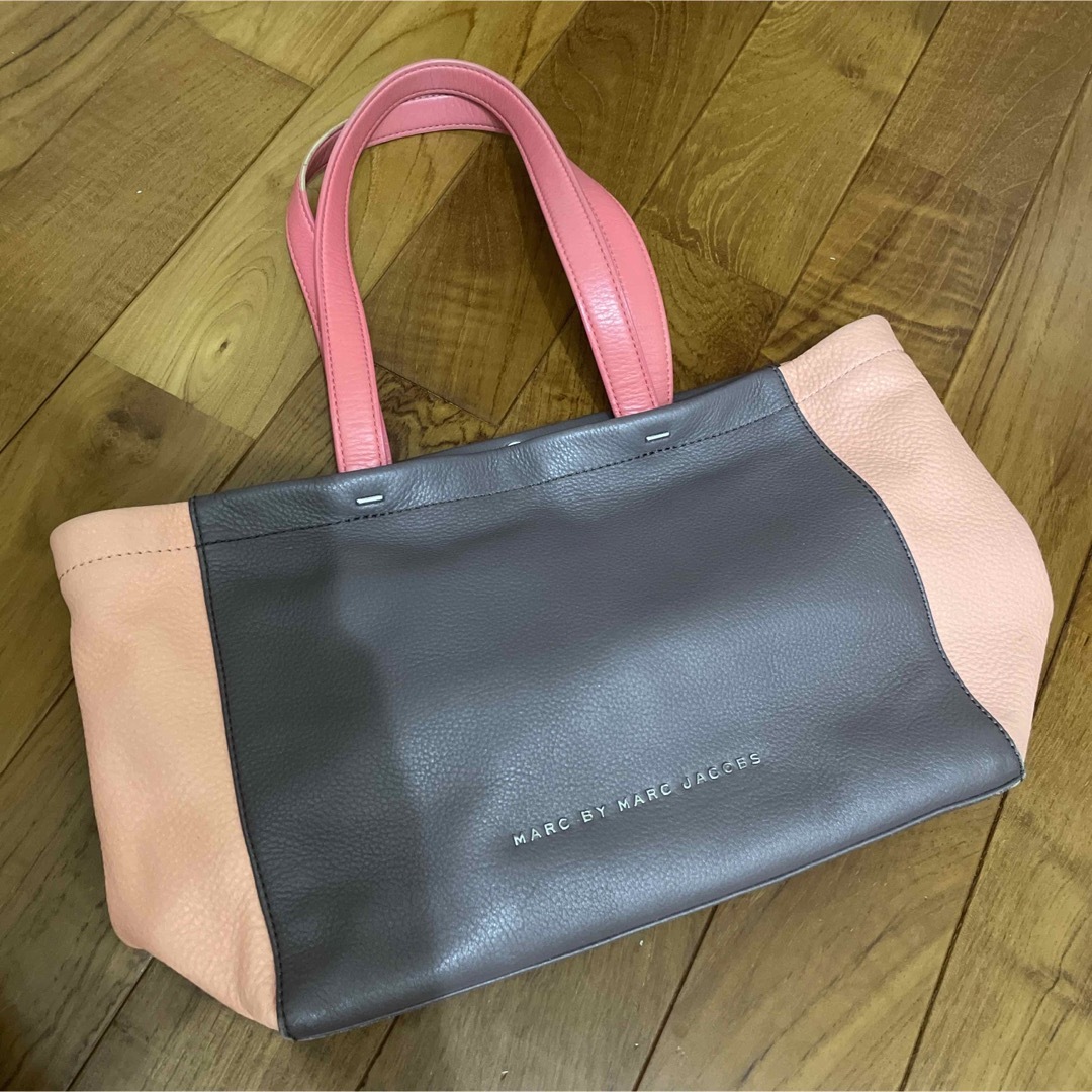 MARC BY MARC JACOBS(マークバイマークジェイコブス)のマークバイマークジェイコブス トートバッグ レディースのバッグ(トートバッグ)の商品写真