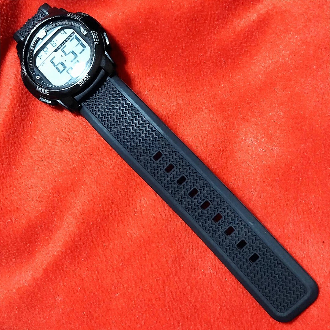 テルバ　腕時計　TELVA　TEV-2535-BK　ジャンク品 時計表示正常 メンズの時計(腕時計(デジタル))の商品写真