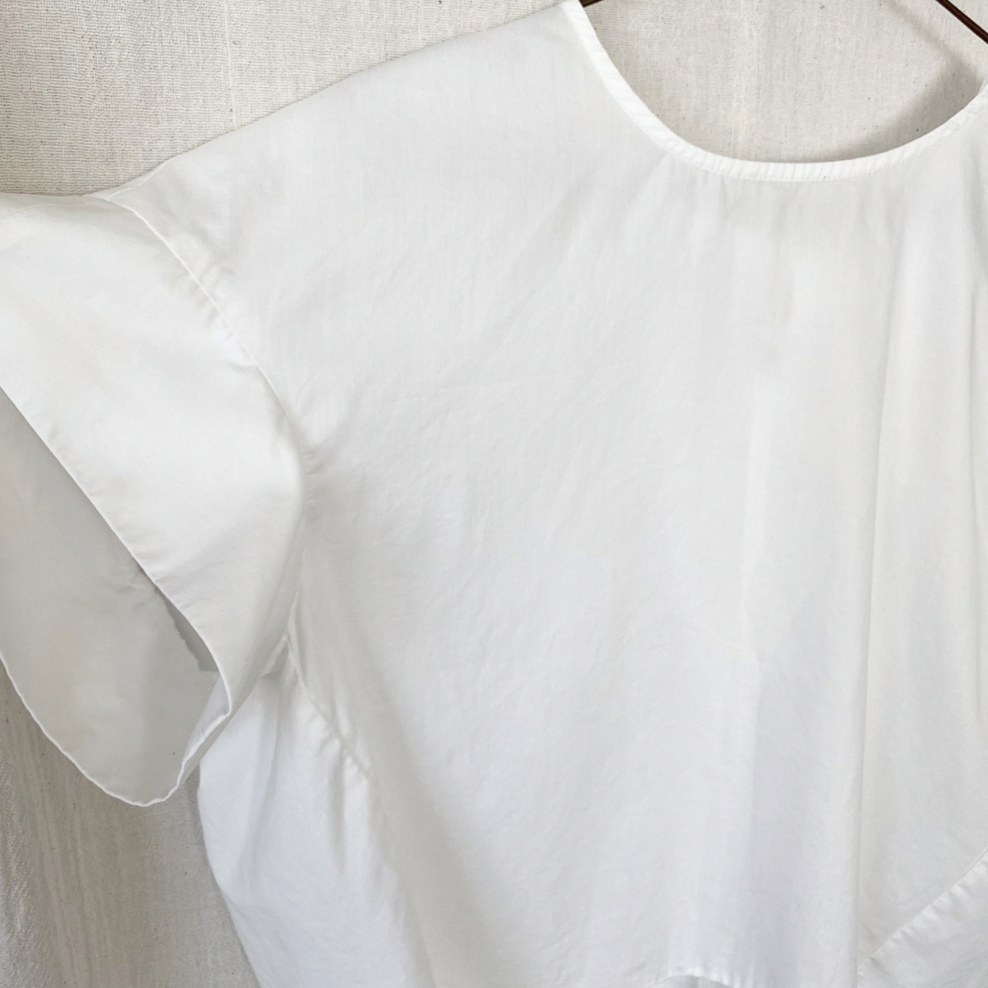 BABYLONE(バビロン)のBABYLONE バビロン　ホワイト　半袖　シャツ　トップス レディースのトップス(シャツ/ブラウス(半袖/袖なし))の商品写真