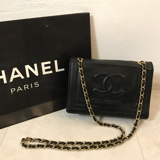 CHANEL(シャネル)の【sonokoさま専用】シャネル バッグ チェーンショルダー   レディースのバッグ(ショルダーバッグ)の商品写真