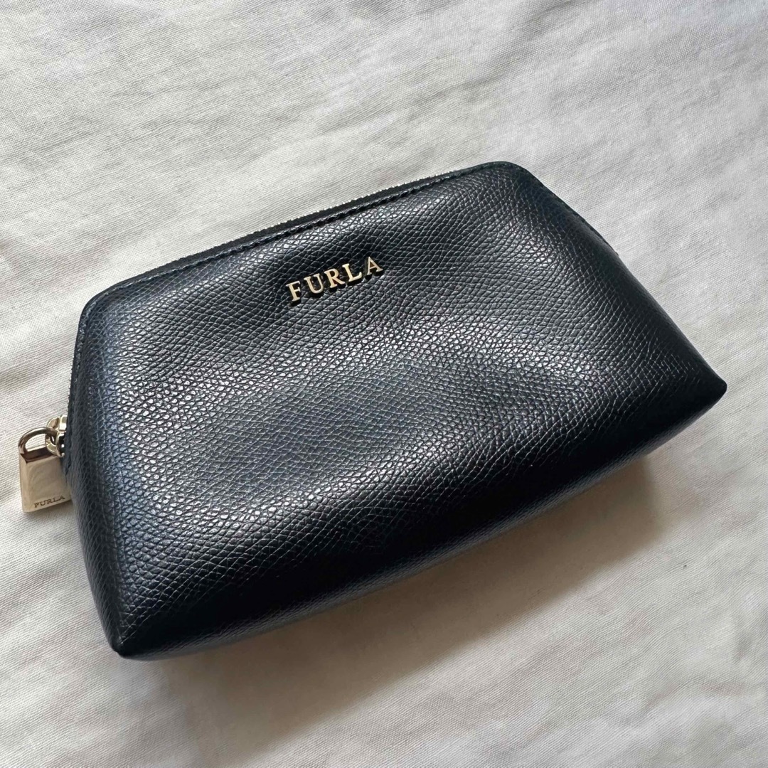 Furla(フルラ)のFURLA フルラ ポーチ　レザー　美品 レディースのファッション小物(ポーチ)の商品写真