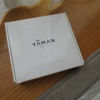 ヤーマン(YA-MAN)の美品★YA-MAN 脱毛器 レイボーテ R フラッシュプラス STA-197P (ボディケア/エステ)