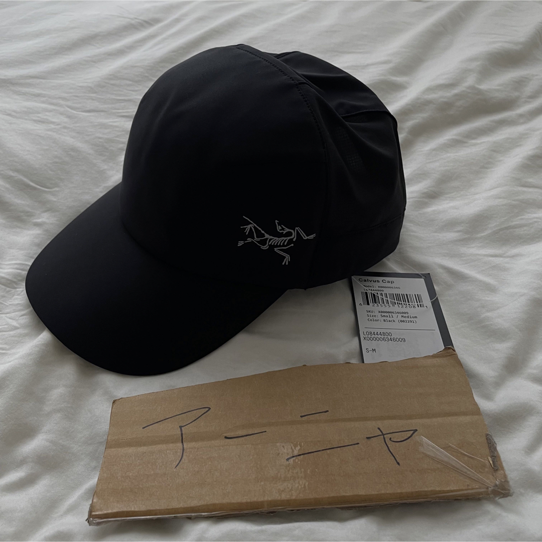 ARC'TERYX(アークテリクス)のARCTERYX アークテリクス CALVUS カルバス cap キャップ 新品 メンズの帽子(キャップ)の商品写真