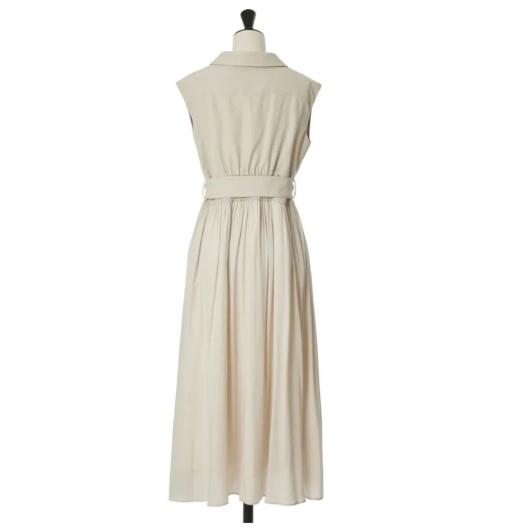 Her lip to  Classic Oxford Belted Dress 3