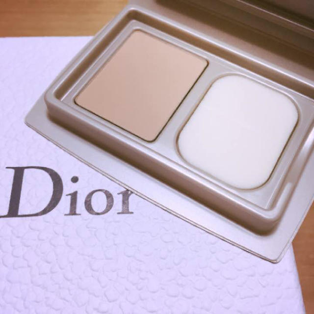 Dior - ディオール最高級パウダーファンデーションサンプルの通販 by cosme shop｜ディオールならラクマ