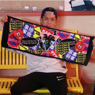 MADBRO Total pattern face towel 新品 皇治(タオル/バス用品)