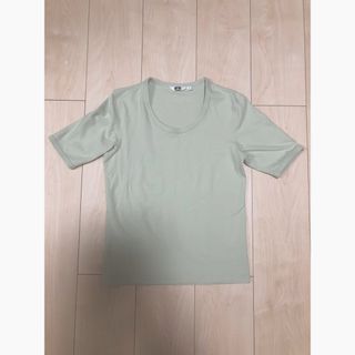 ユニクロ(UNIQLO)のユニクロ　Tシャツ　ライムグリーン(Tシャツ(半袖/袖なし))