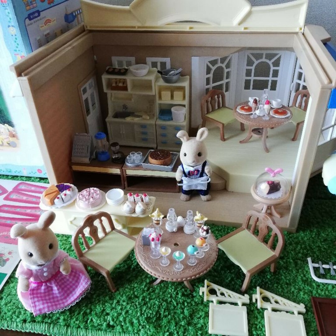シルバニア 森のカフェテラス ケーキバイキングの通販 by ひこまろ's