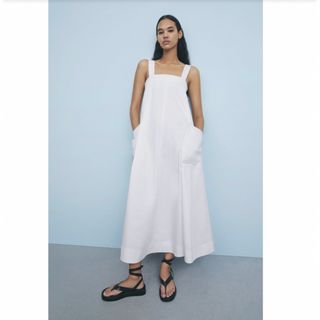 ザラ(ZARA)のZARA ワンピース　白　ホワイト(ロングワンピース/マキシワンピース)