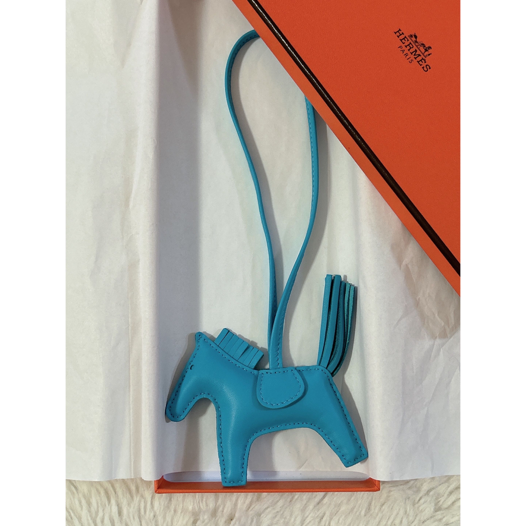 人気の中古品 新品 HERMES チャームロデオ PM チャーム PRIMAVARA