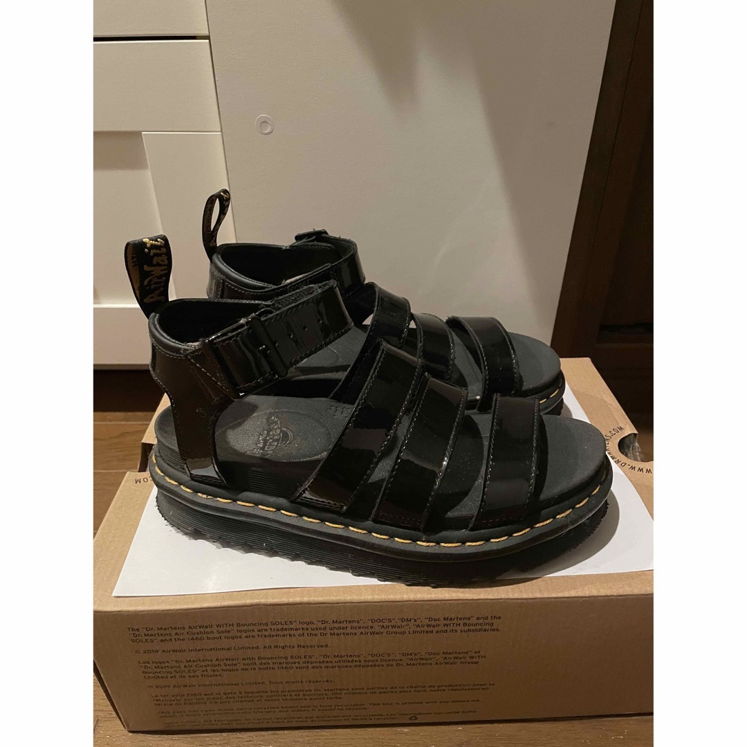 Dr.Martens(ドクターマーチン)の《美品》ドクターマーチン 24192001 レディースの靴/シューズ(サンダル)の商品写真