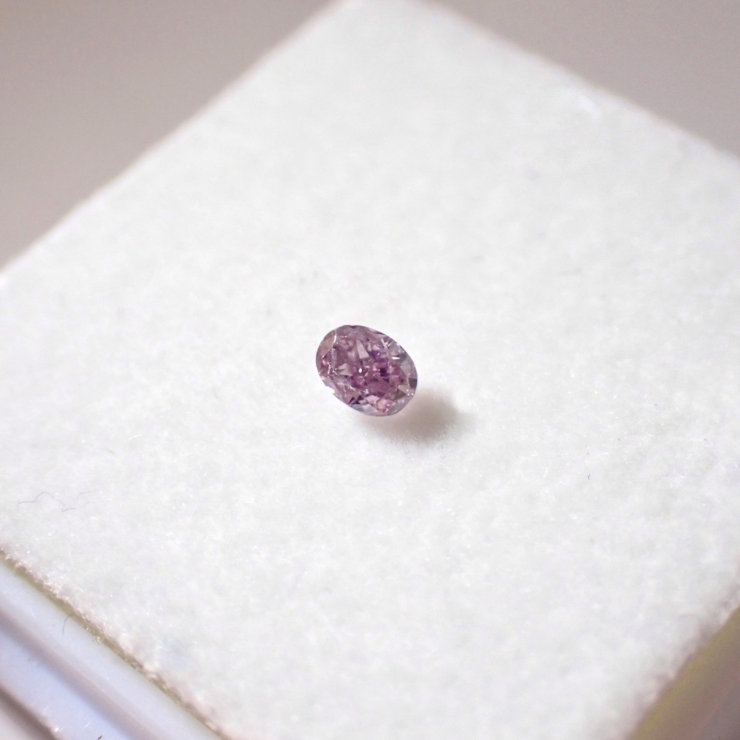 【希少】 0.108ct ファンシー インテンス ピンク ダイヤ ルース 裸石 レディースのアクセサリー(その他)の商品写真