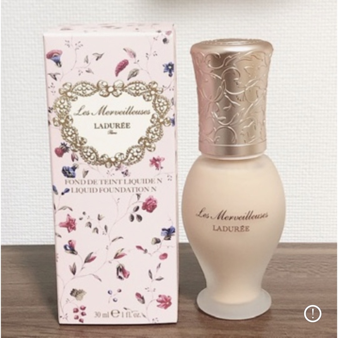 Les Merveilleuses LADUREE(レメルヴェイユーズラデュレ)の【新品未使用】ラデュレ　リクイドファンデーション N 10 コスメ/美容のベースメイク/化粧品(ファンデーション)の商品写真