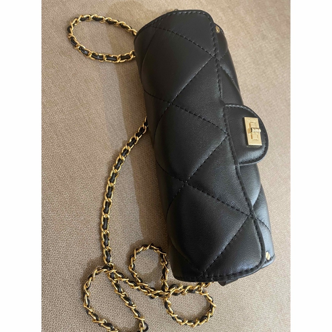 黒　キルティング　チェーン　ゴールド　ミニ　バッグ　ショルダー レディースのバッグ(ショルダーバッグ)の商品写真