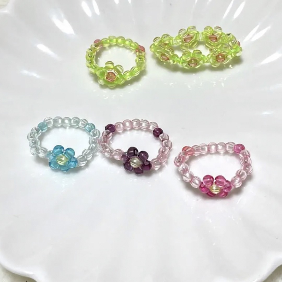 お花のブレスレット&リング レディースのアクセサリー(ブレスレット/バングル)の商品写真