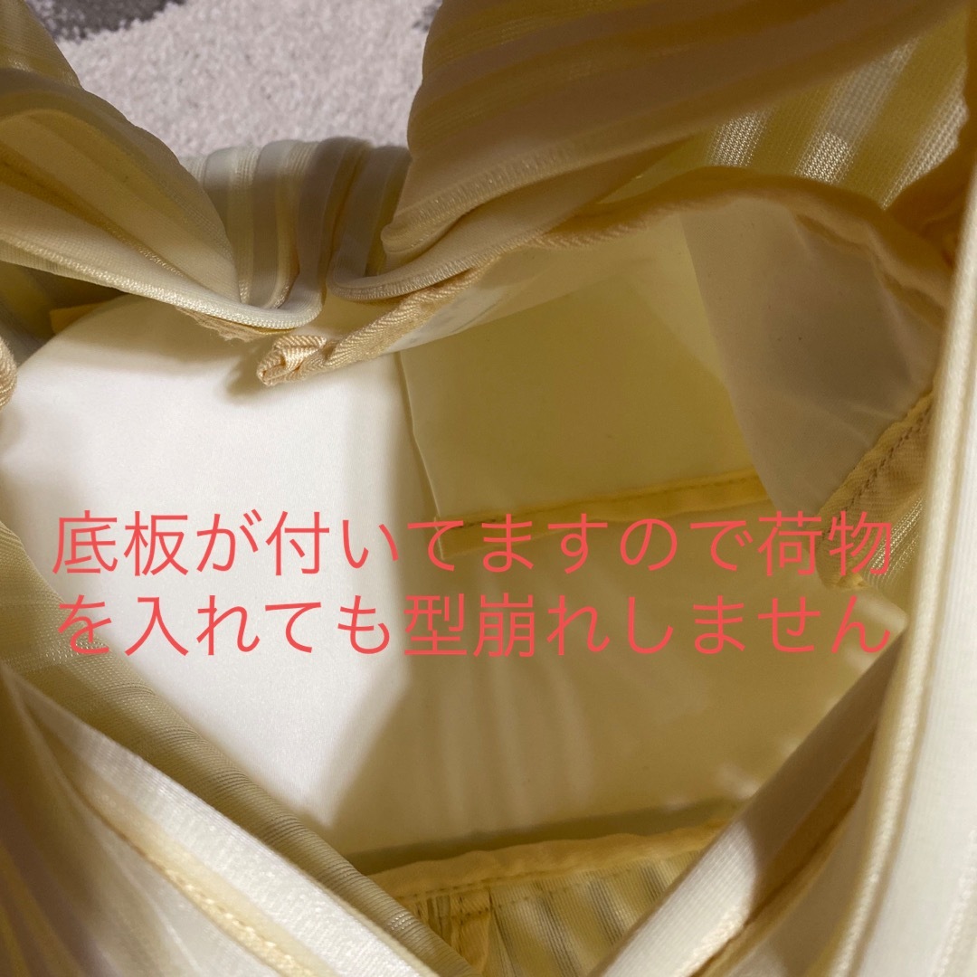 ISSEY MIYAKE(イッセイミヤケ)のイッセイミヤケ　ナイロンハンドバッグ レディースのバッグ(ハンドバッグ)の商品写真