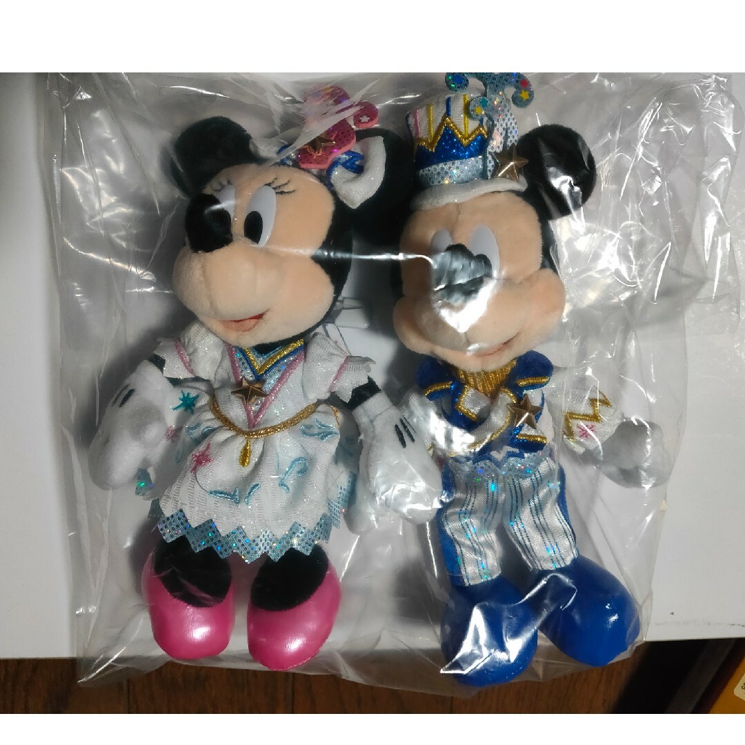 Disney(ディズニー)のミッキー&ミニー  ぬいぐるみバッチ エンタメ/ホビーのおもちゃ/ぬいぐるみ(ぬいぐるみ)の商品写真