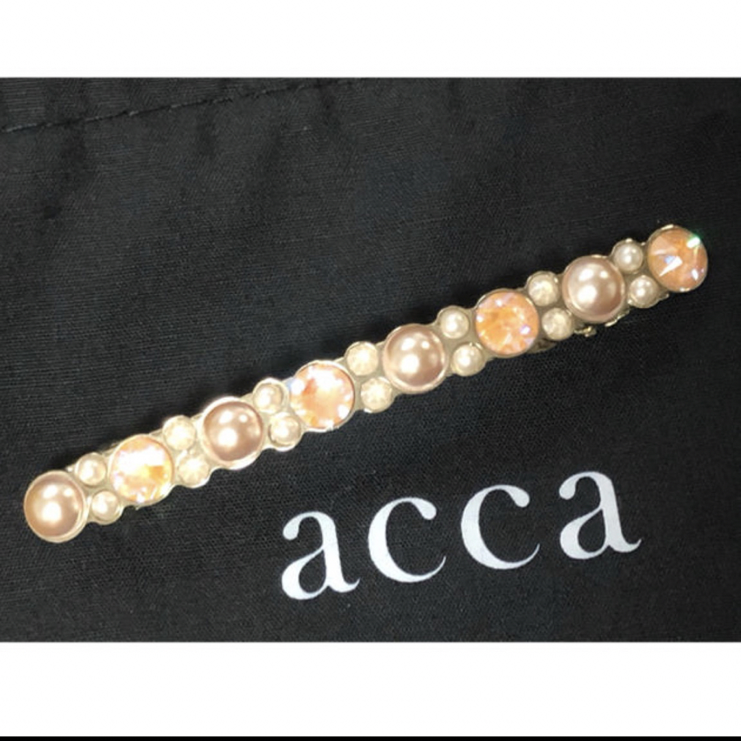 acca(アッカ)のアッカ　パール　スワロフスキー　バレッタ　ピーチパール　 レディースのヘアアクセサリー(バレッタ/ヘアクリップ)の商品写真