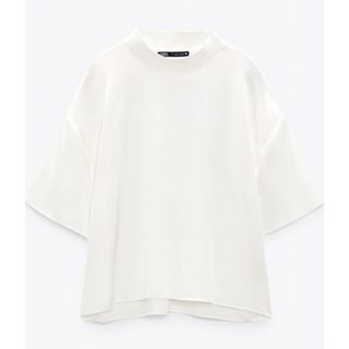 ザラ(ZARA)のZARA サテントップス　XSサイズ(Tシャツ(半袖/袖なし))