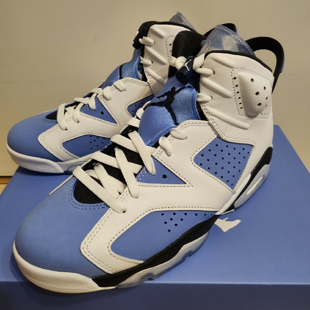 Nike Air Jordan 6 UNC