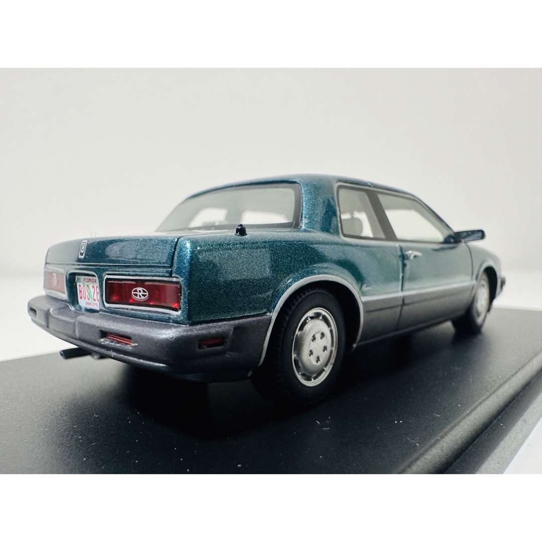 BOS/'88 Buickビュイック Rivieraリビエラ 1/43 絶版 1