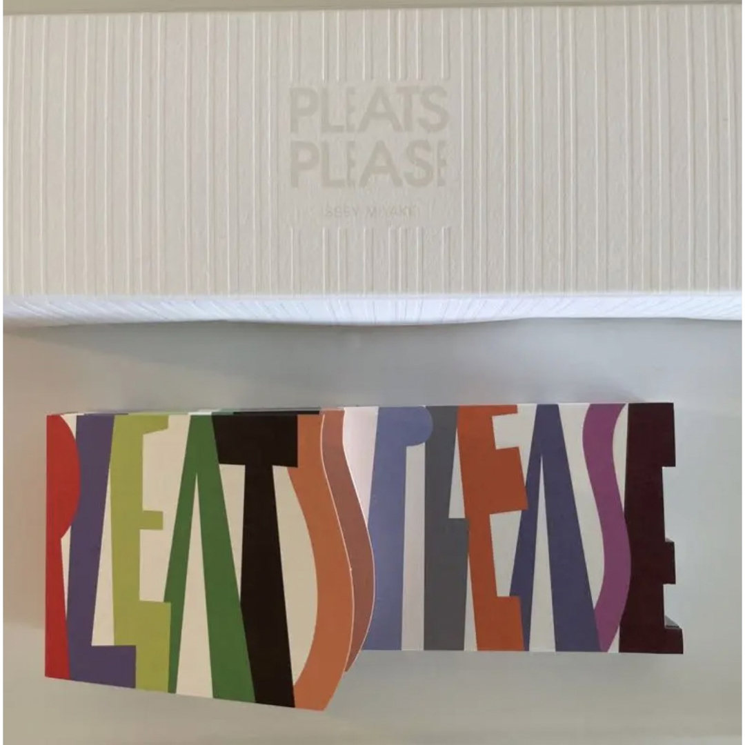 PLEATS PLEASE ISSEY MIYAKE(プリーツプリーズイッセイミヤケ)のPLEATS PLEASE ISSEY MIYAKE  ノベルティ　3つ　未開封 その他のその他(その他)の商品写真