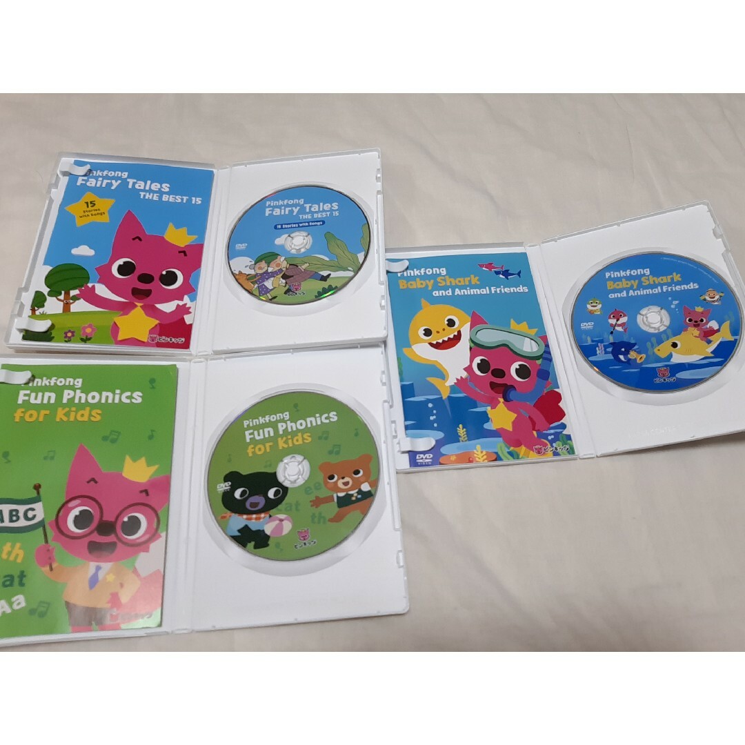 専用　新品　baby shark ピンクフォン　DVD ２枚