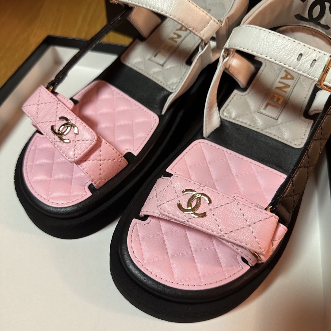 CHANEL - シャネル スポーツサンダル フットベッドサンダル ピンク