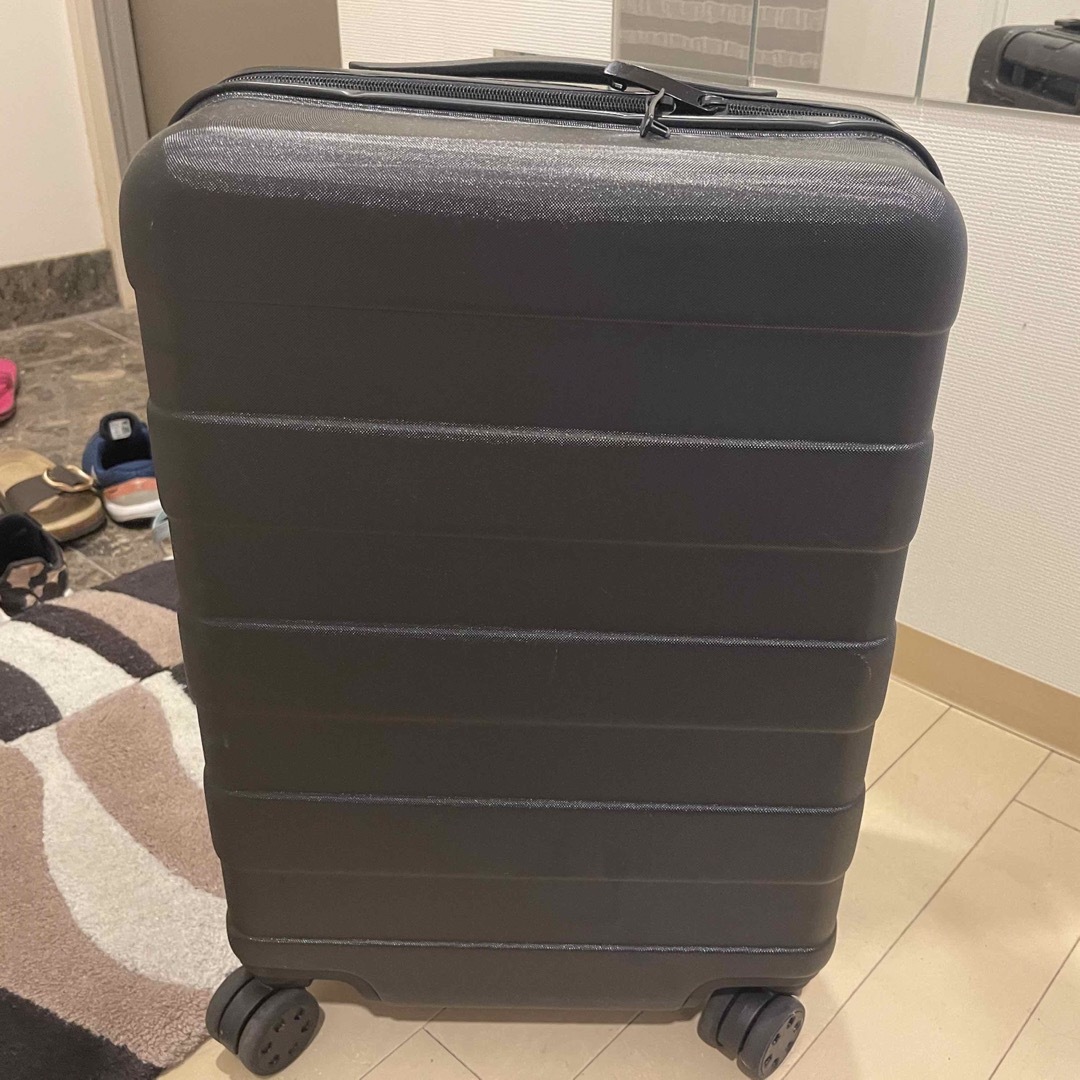 MUJI (無印良品)(ムジルシリョウヒン)の旧型の豪華版 無印 ハードキャリー 35L スーツケース レディースのバッグ(スーツケース/キャリーバッグ)の商品写真