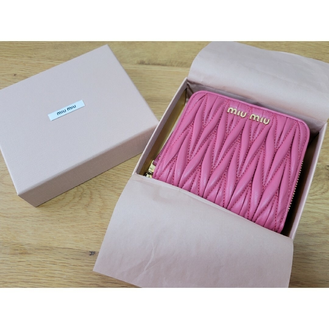 miumiu　財布　新品・未使用☆ファッション小物