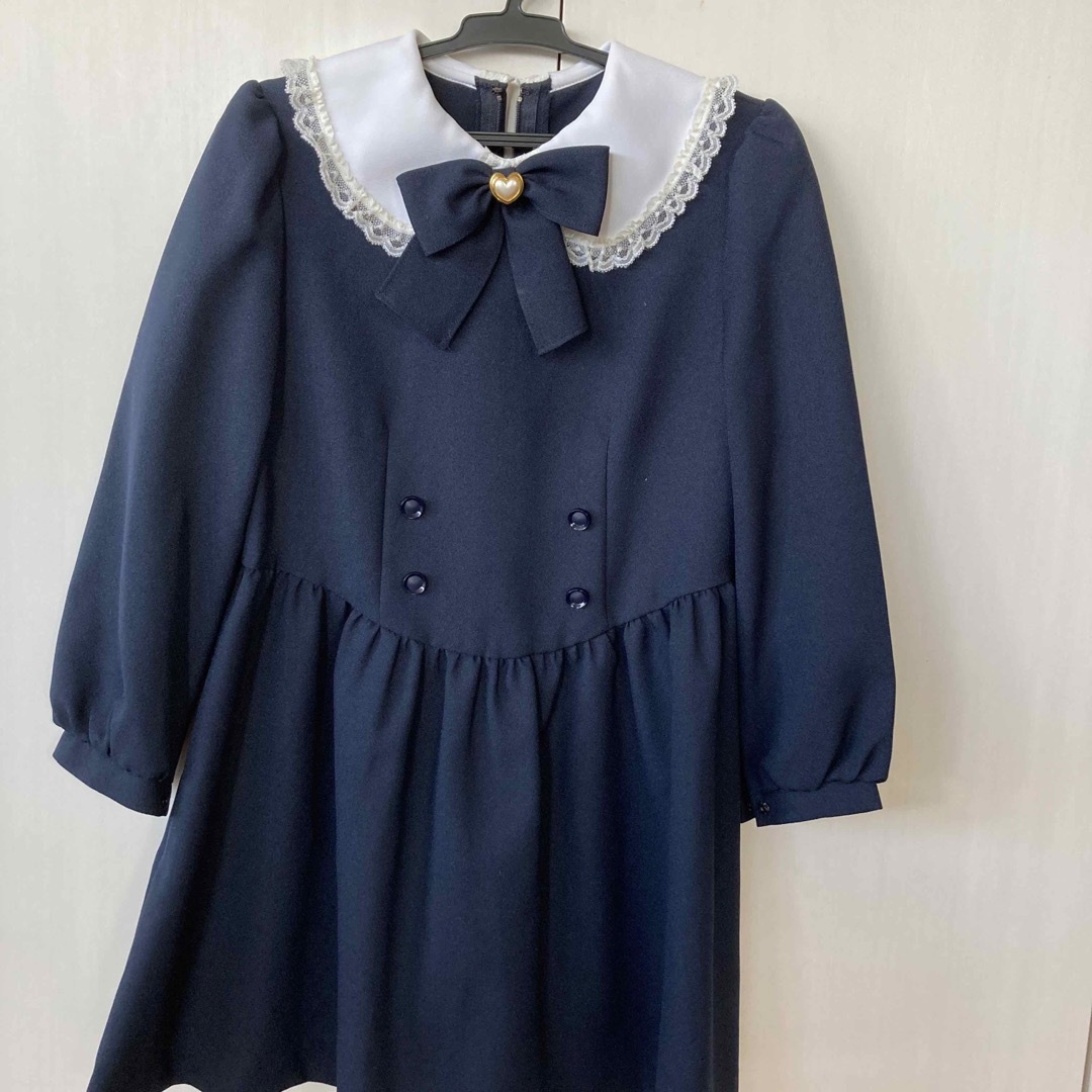 キッズ　ワンピース 130cm キッズ/ベビー/マタニティのキッズ服女の子用(90cm~)(ワンピース)の商品写真