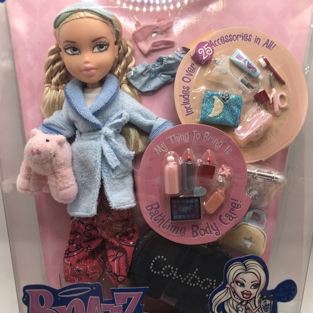 Takara Tomy(タカラトミー)の【専用】BRATZ  ブラッツ　スランバーパーティ3体　(タカラ) エンタメ/ホビーのコレクション(その他)の商品写真