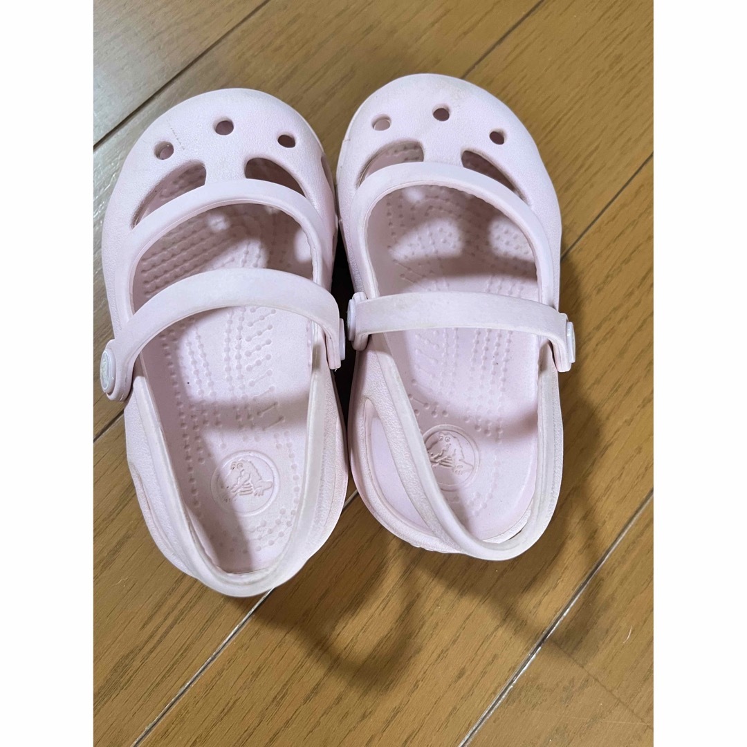 crocs(クロックス)のクロックス　13センチ　ピンク　6 サンダル　女の子 キッズ/ベビー/マタニティのベビー靴/シューズ(~14cm)(サンダル)の商品写真