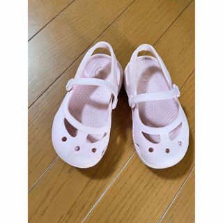 クロックス(crocs)のクロックス　13センチ　ピンク　6(サンダル)