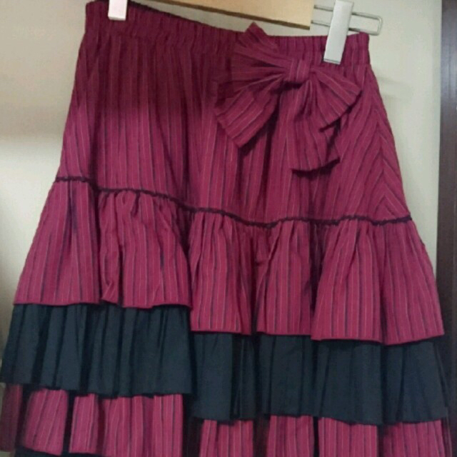 PUTUMAYO(プトマヨ)のPUTUMAYO☆リボンストライプスカート レディースのスカート(ひざ丈スカート)の商品写真