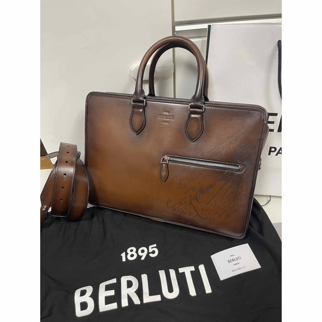 新品64万 berlutiベルルッティアンジュールスクリットレザーブリーフ ...