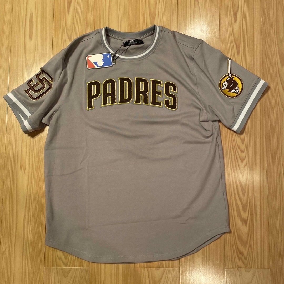 海外限定 PADRES パドレス　ユニフォーム　ジャージ　　Tシャツ