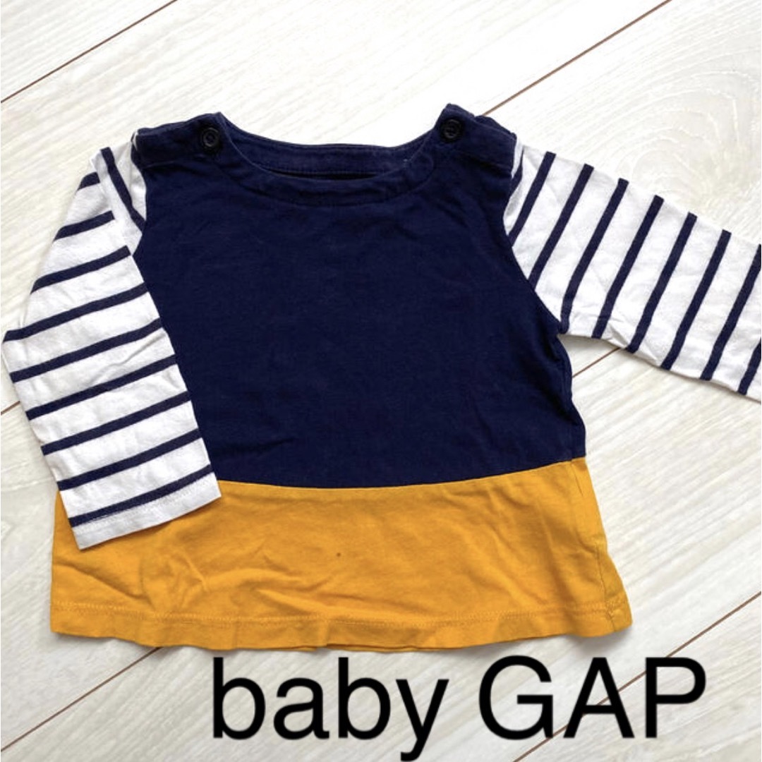 babyGAP(ベビーギャップ)のロンT2枚　タンクトップ1枚　セット販売 キッズ/ベビー/マタニティのベビー服(~85cm)(シャツ/カットソー)の商品写真