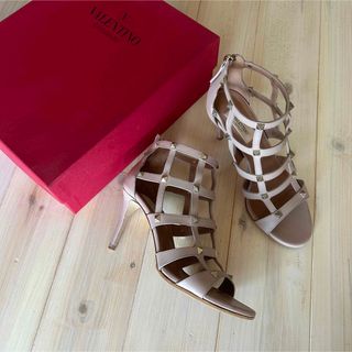 ヴァレンティノ(VALENTINO)のVALENTINO sandals(サンダル)