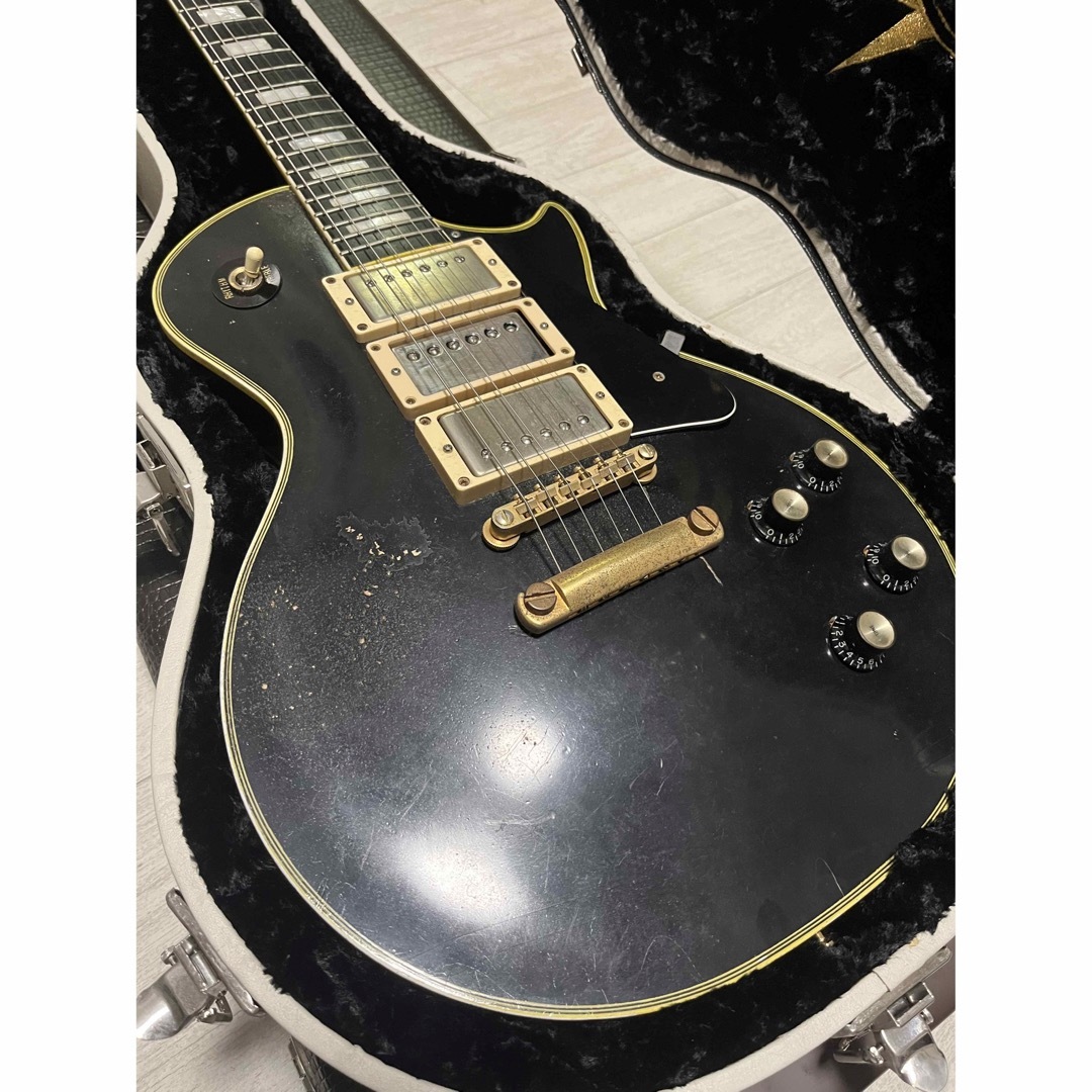 Rock N Roll Relics fifty two (Gibson)