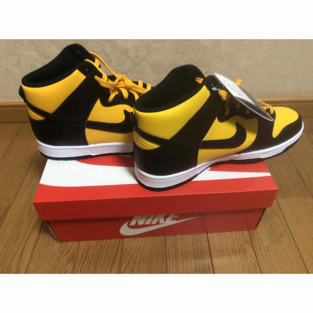 NIKE(ナイキ)の【K様専用】Nike Dunk High UniversityGoldandBl メンズの靴/シューズ(スニーカー)の商品写真