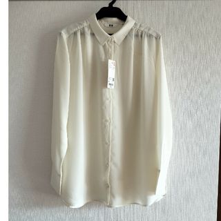 ユニクロ(UNIQLO)の白ブラウス(長袖)(カットソー(長袖/七分))