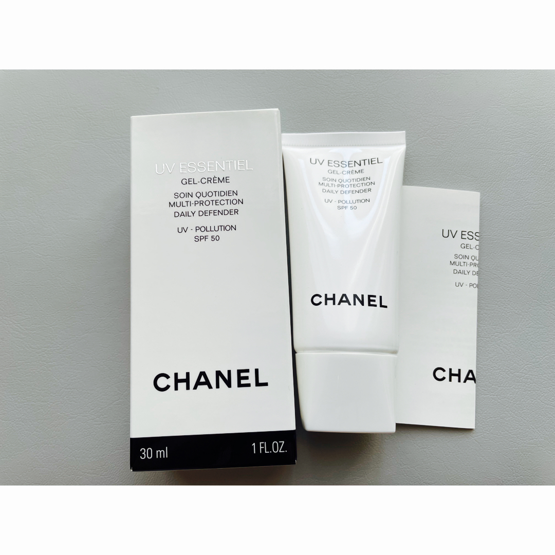 CHANEL(シャネル)のシャネル　UVエサンシエル　ジェルクリーム コスメ/美容のボディケア(日焼け止め/サンオイル)の商品写真