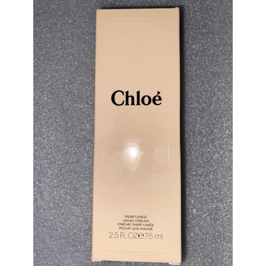 Chloe(クロエ)の【新品未開封】Chloé（Chloé） クロエ　パフューム　ハンドクリーム コスメ/美容のボディケア(ハンドクリーム)の商品写真