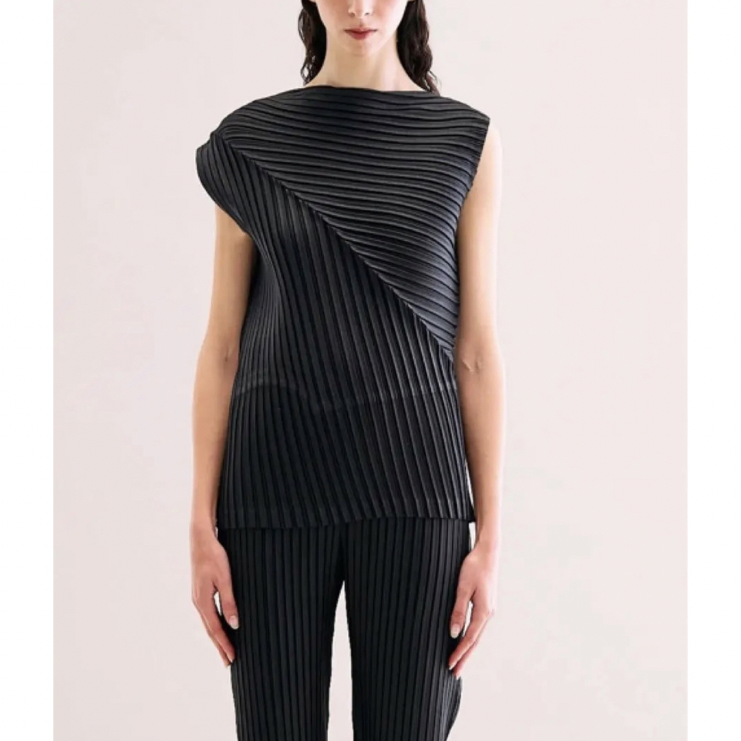 ISSEY MIYAKE ANGLED PLEATS 新作品-garciotum.com