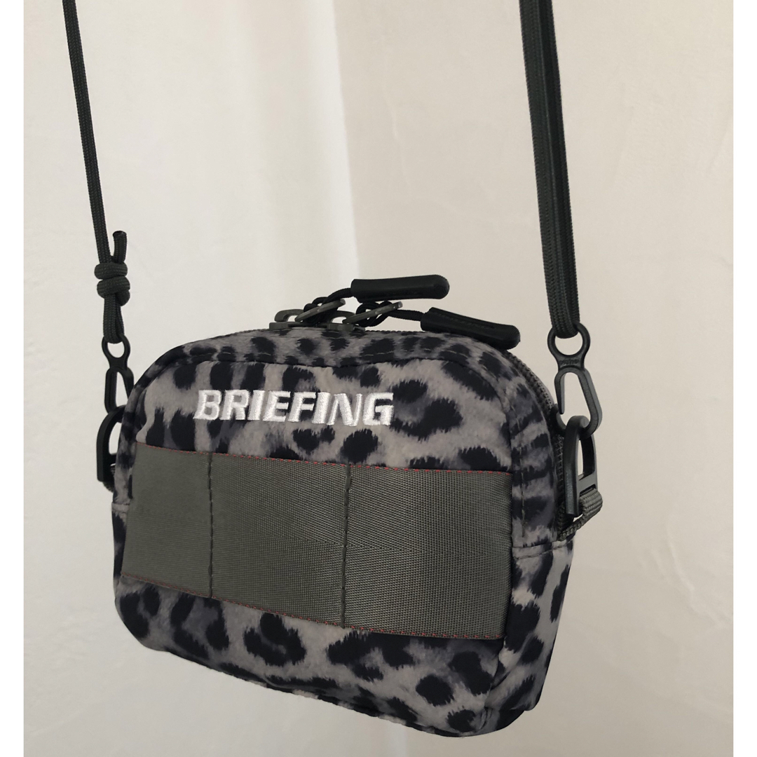 BRIEFING(ブリーフィング)のブリーフィング ショルダーポーチ 3WAY POUCH LEOPARD-2 レディースのバッグ(ショルダーバッグ)の商品写真