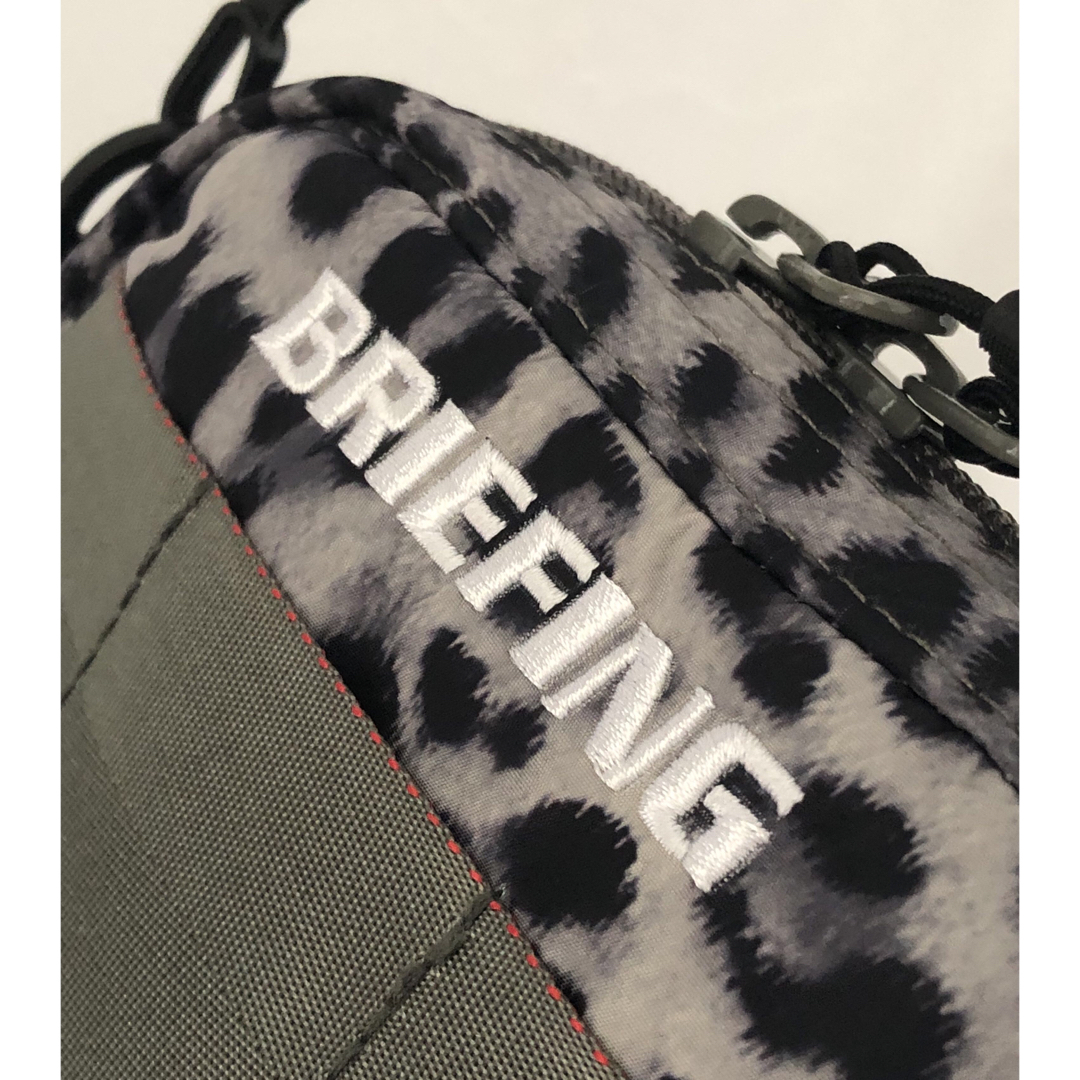 BRIEFING(ブリーフィング)のブリーフィング ショルダーポーチ 3WAY POUCH LEOPARD-2 レディースのバッグ(ショルダーバッグ)の商品写真